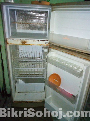 Singer Refrigerator